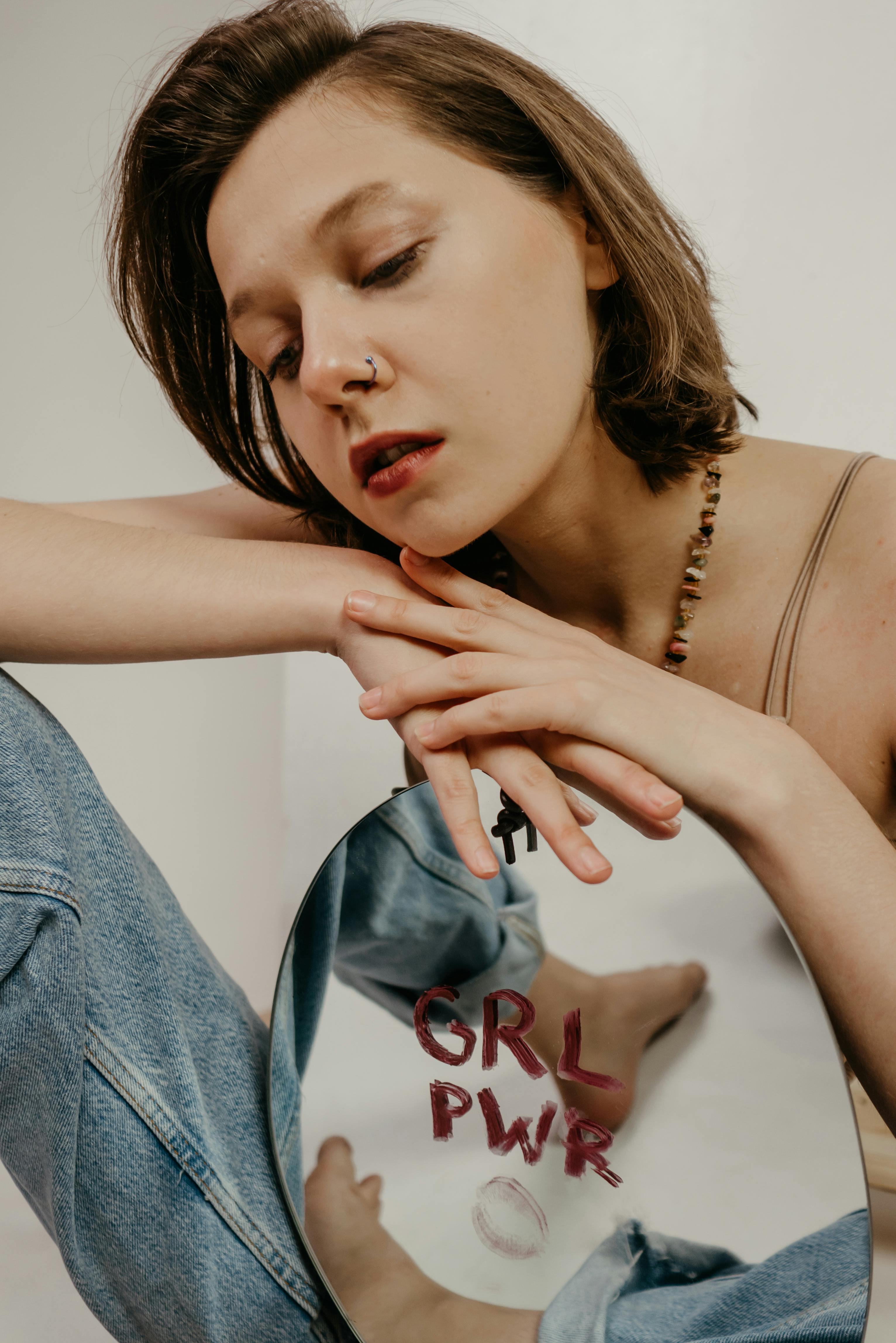 推荐视频封面：Polina